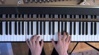 Jazz Piano Lesson 35 Voicing Melody Harmony iiVI [upl. by Greer532]