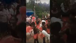 දැකල තියෙනවද සවරන් නැටුම් 😮😍 srilankan sawaran Danceing dance shorts trendingshorts [upl. by Nhar762]