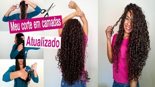 COMO CORTAR CABELO CACHEADO SOZINHA EM CAMADAS  Cleidinha Gonçalves [upl. by Cerell]