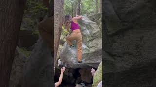 Squamish Bouldering  Timeless V5 rockclimbing bouldering bc britishcolumbia [upl. by Bonneau]