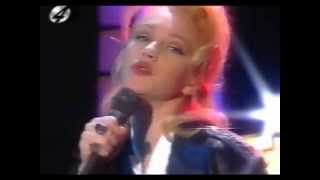 Deborah Blando  Innocence Live At Vijf Uur Show 1992 [upl. by Liban]