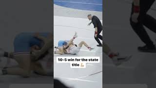 Wyatt Duchateau won a Wisconsin state title with a dominant 105 win in the finals [upl. by Schaaff]