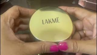 Lakme 9 To 5 Flawless Matte Complexion Compact Powder Review lakme flawlesscomplexion lakme9to5 [upl. by Nwahsir964]