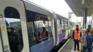 Here We have an Elizabeth Line Class 345 041 Depart Stratford for Shenfield [upl. by Sumner55]