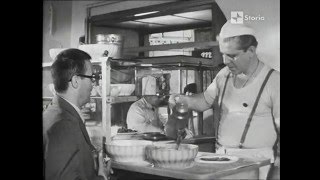 Documentario sulla pizza a Napoli del 1967 [upl. by Ellon]