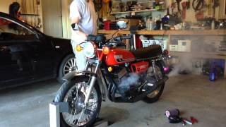 1975 Yamaha RD350  First start after sitting for 1015 years Old oil in the cylinders [upl. by Tullius]