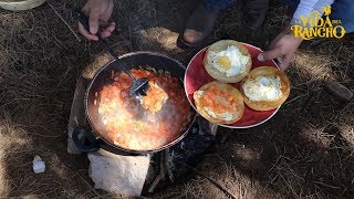 Así se hacen unos Huevos a la Mexicana  Receta [upl. by Aliak]