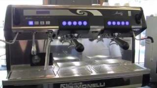 Crew Review Nuova Simonelli Aurelia Commercial Espresso Machine [upl. by Sieracki]