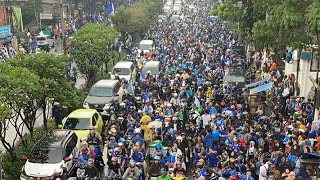 MOMEN PERSIB JUARA RIBUAN BOBOTOH KONVOI DI JALAN PASTEUR [upl. by Cardew]