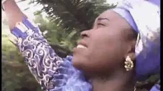 Micheline Shabani  Yahwe Kumama Libela [upl. by Everrs]