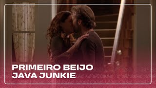 O primeiro beijo de Lorelai e Luke  Gilmore Girls [upl. by Derrek]