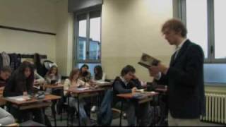 Dostoevskij in classe Alessandro DAvenia quotBianca come il latte rossa come il sanguequot [upl. by Hanad]