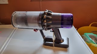 Dyson V11 Absolute BatteryCharger Issues  fixed [upl. by Goldfarb704]