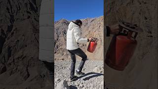 Gas cylinder leak hogya ladakh mountains pai vlog bluebox [upl. by Dadirac]