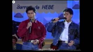 Leandro e Leonardo  Talismã  Programa da Hebe  1990 [upl. by Lulu]