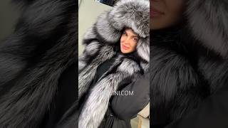 Парка с шикарным мехом чернобурки внутри ukraine sobolini newcollection fashion furcoat [upl. by Enrak169]