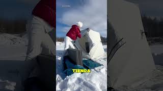 Chica Atrapada en Medio de la Nieve 😨 [upl. by Alyakcim]