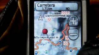 Using gps garmin dakota 20 with motorcycle gloves [upl. by Adorne304]