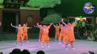 โชว์กังฟูวัดเส้าหลิน Shaolin Kungfu shows [upl. by Cohlier]