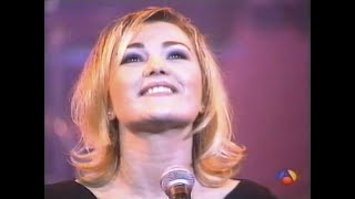 Cuéntame al oído  La Oreja de Van Gogh con Amaia Montero 1998 [upl. by Elehcin928]