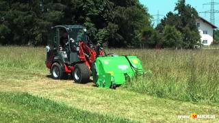 Weidemann Hoflader mit Peruzzo Grassammelmäher [upl. by Paley]