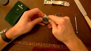 How to change the bezel insert on your Rolex Submariner [upl. by Tem193]