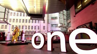 Ellie Goulding quotSixteenquot live  The One Show  BBC One [upl. by Llohcin]