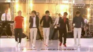 Logies 2012  One Direction  What Makes You Beautiful [upl. by Adelina]