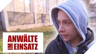 Lehrerin mobbt Schüler Wieso hasst sie ihn so  22  Anwälte im Einsatz  SAT1 [upl. by Chaddy]