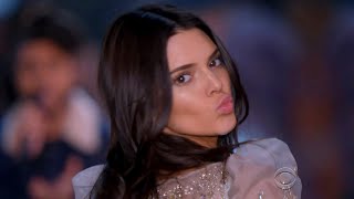 The Weeknd  In The Night  Can’t Feel My Face Victoria Secret Paris Fashion Show 4K HDR VIDEO 32D [upl. by Roscoe]