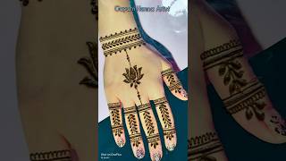 Simple amp minimal Henna design henna mehndidesign mehndi youtubeshorts shorts artist [upl. by Catrina700]