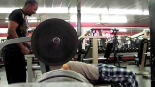 ItsDuba BENCHING 315 POUNDS [upl. by Lowenstern]