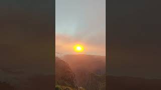 Sunrise in pico do arieiro Madeira  speed up version allyoucanfly travel madeira sunrise [upl. by Mari]