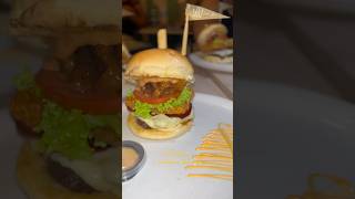 La marquesa Resto Bar comida hamburguesas food [upl. by Abramo]