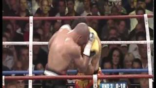 Anthony Mundine shows Daniel Geale how its done 270509 [upl. by Blainey]