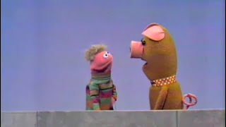 Sesame Street IG Quickies 1971 [upl. by Gwenny]