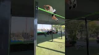 alguien conoce estas barras 👀 santiagodechile parkourchile shortsviral extremesports [upl. by Boiney]