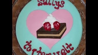 Sallys Zitronentorte mit Fondant  Fondanttorte  Sallys Welt [upl. by Cykana]