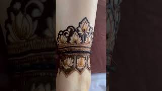 Bridal legs mehndi 🌱🍃with artistashu31 youtubeshorts [upl. by Nytsirc997]