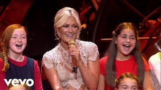 Helene Fischer  In der Weihnachtsbäckerei Live aus der Hofburg Wien [upl. by Rhetta]