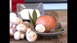 Recette du traditionnel bœuf bourguignon  Tuto cours de cuisine Croquons la vie [upl. by Llenrrad]