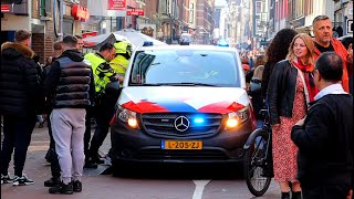 Assistentie collegas bij arrestatie  Politie met spoed tijdens Koningsdag in Amsterdam [upl. by Cull420]