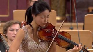 Soyoung Yoon plays Applemania by Aleksey Igudesman from the Winiawski Competition [upl. by Iznik]