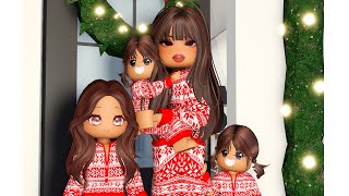 CHRISTMAS 2023 IN BERRY AVENUE  Roblox Family Roleplay [upl. by Flore]