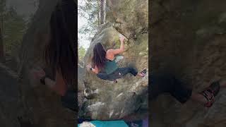 Fontainebleau Bouldering  Irrespirable 6c [upl. by Germayne]