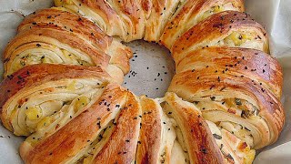 Mayalı Börek Tarifi Mayalı Börek Nasıl Yapılır [upl. by Lehplar50]