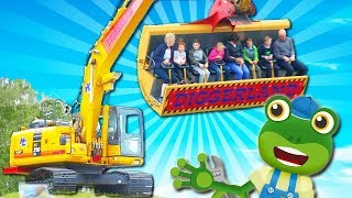 Gecko Goes to Diggerland  Geckos Real Vehicles  Educational Videos For Toddlers [upl. by Ordnasil640]