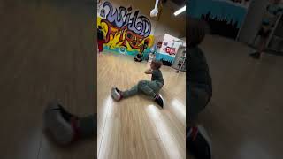 Nice round dance lyrics fun bboy breakdance [upl. by Speroni]