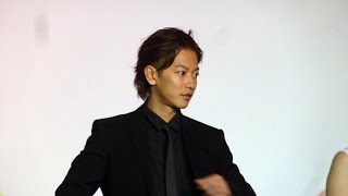 Satoh Takeru at the quotRurouni KenshinKyoto Infernoquot Asian Red Carpet Premiere in Manila [upl. by Relda]