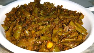 ग्वार फली को बनाने की रेसिपी Gawar Phali Ki Sabzi kaise Banaye Cluster Beens Recipe [upl. by Nosac614]